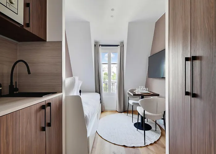 Bright And Modern - 2p - Passy Paris